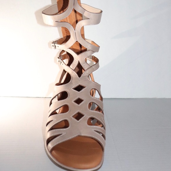 Gentle souls Brie Nubuck Gladiator - Picture 7 of 8